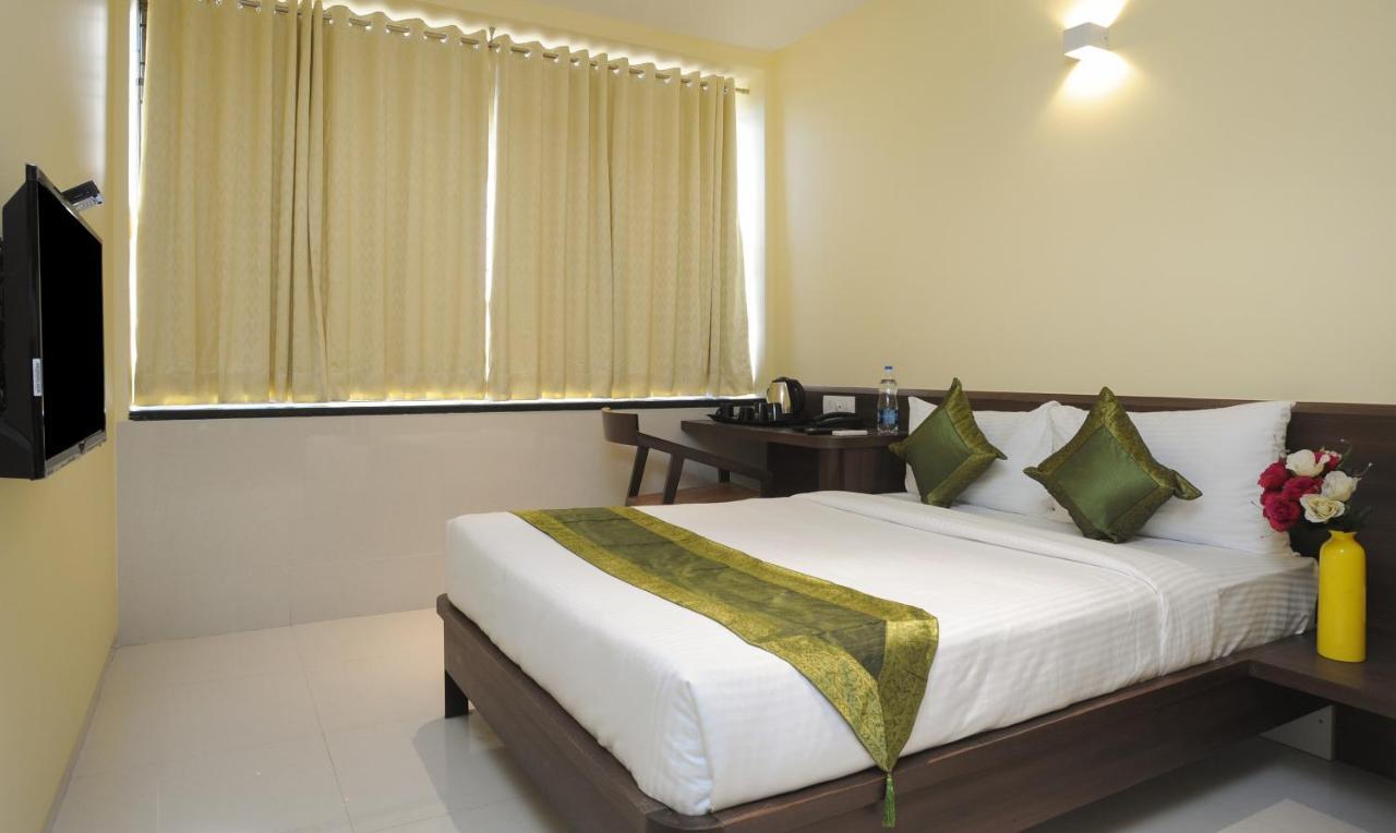 Treebo Balaji Residency Kolhapur Exterior foto